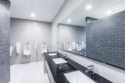 Bright, Open Bathroom Layout